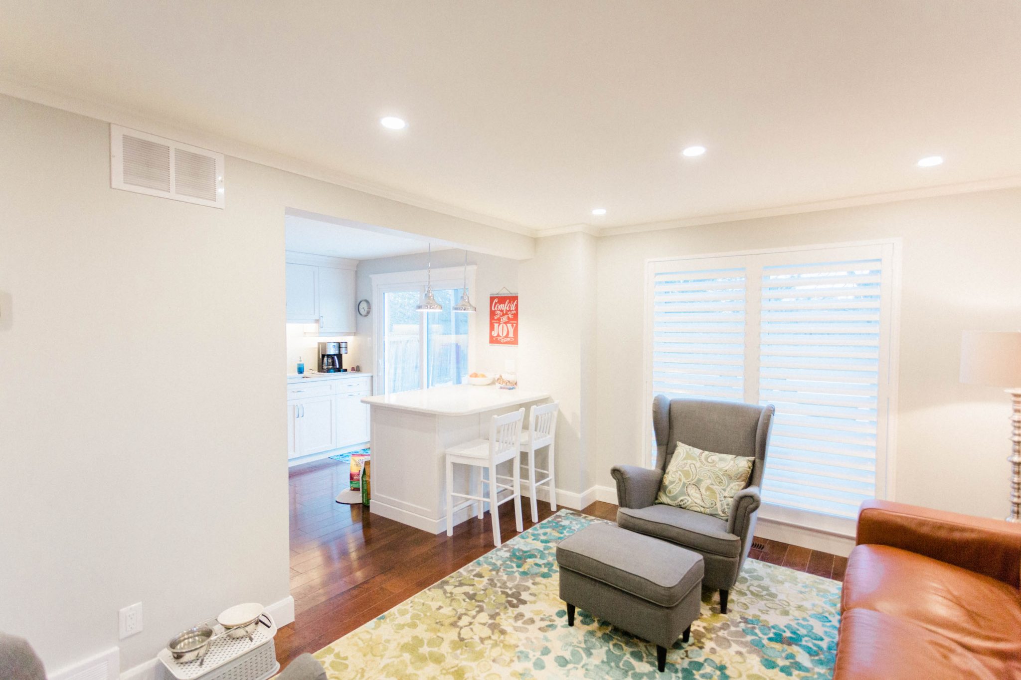 Custom Trim Upgrade + Door Replacement Kitchener, Ontario Trim